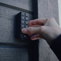 Keypad drzwi Yale Smart Lock_dombezpieczny.com.pl